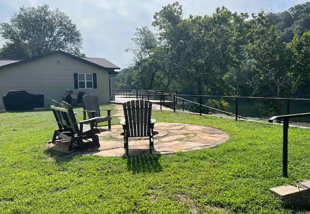 The Rivermist & Cutthroat Cabin at Gassville